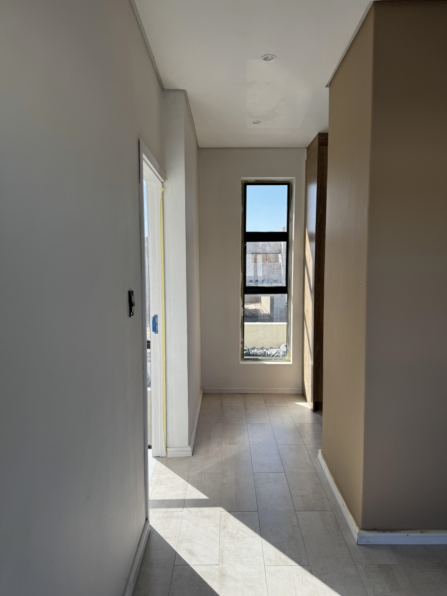 4 Bedroom Property for Sale in Sandown Western Cape